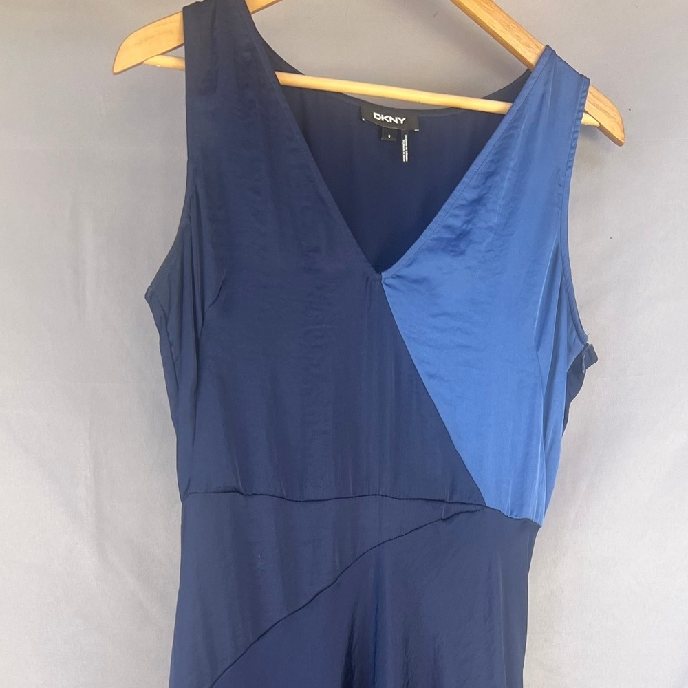 DKNY Color Block Midi Dress Sleeveless‎ V Neck Blue Size 6